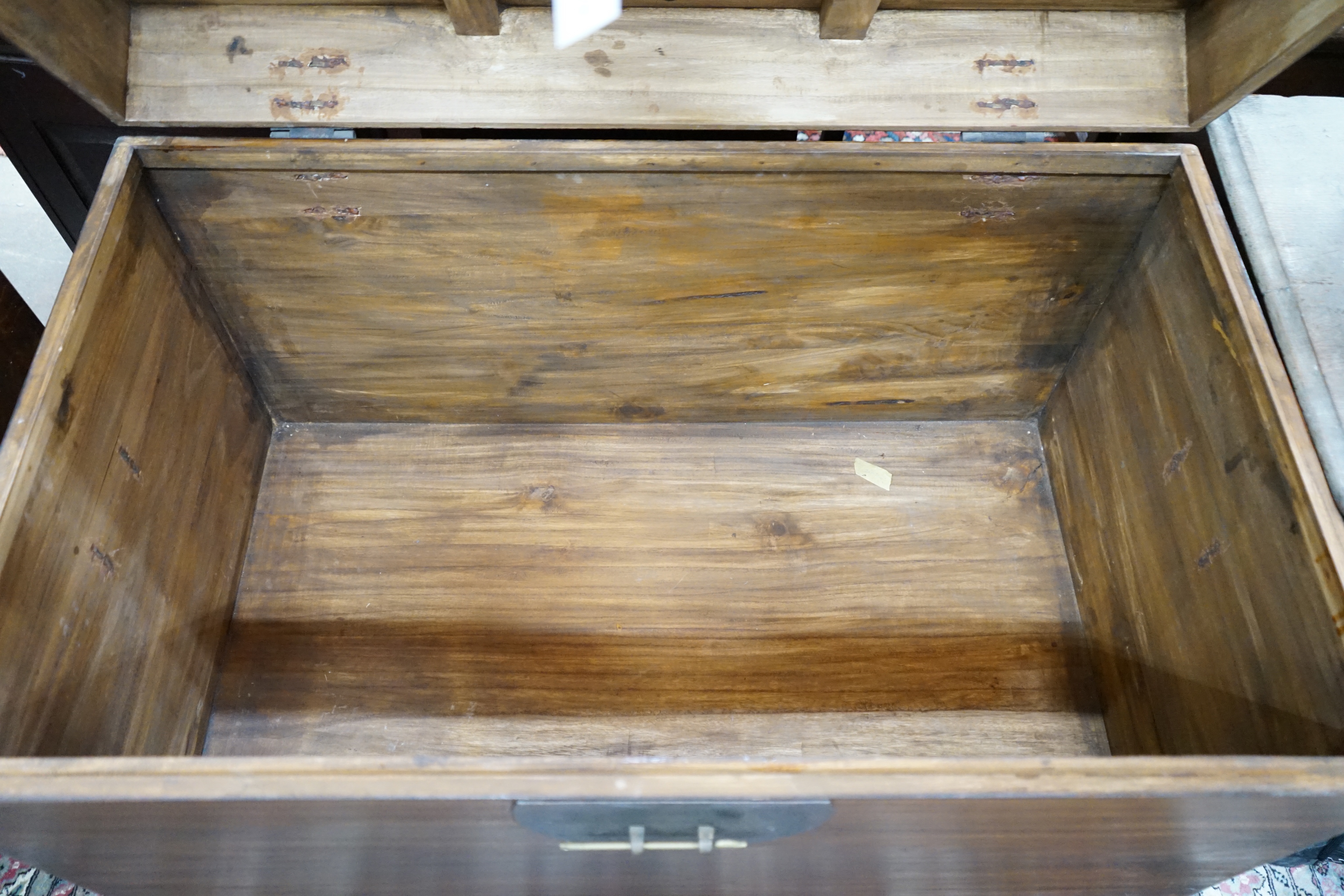 A Chinese hardwood coffer, width 105cm depth 63cm height 82cm